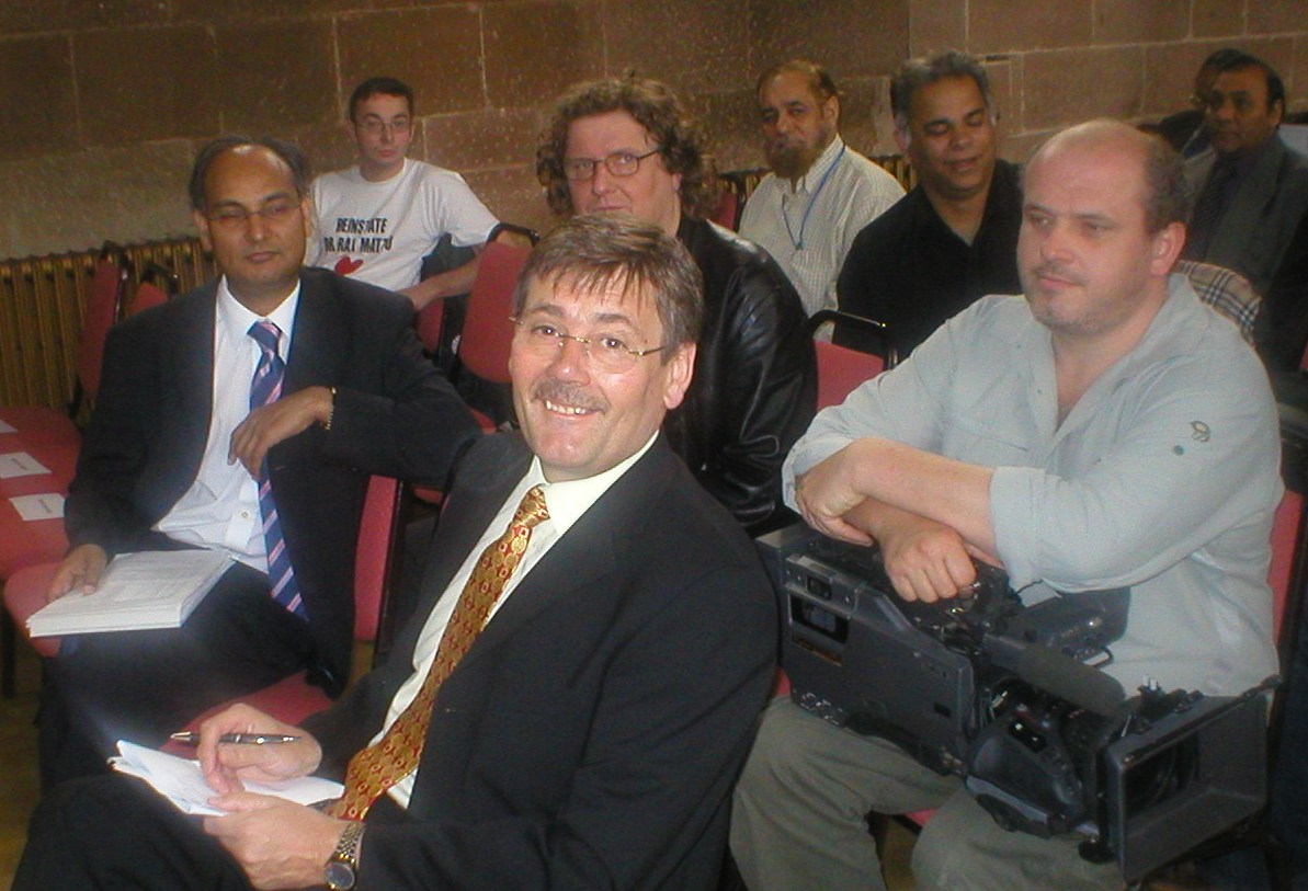 Rt. Hon Bob Ainsworth, MP and Deputy Chief Whip of the Labour Party, with Ian Moss, BBC Cameraman